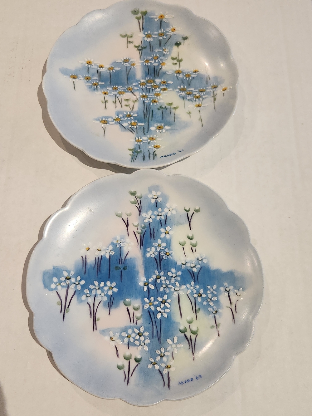 1963 VTG Bavarian Floral Plates Hand Painted Signed Akard Blue White Lot of 2